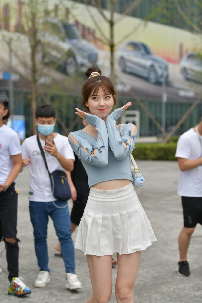 J2014 118P1V-3.75GB套图库-美女套图库-街拍套图套图库