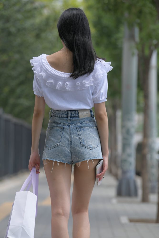 J2219 644P1V-23.3GB套图库-美女套图库-街拍套图套图库