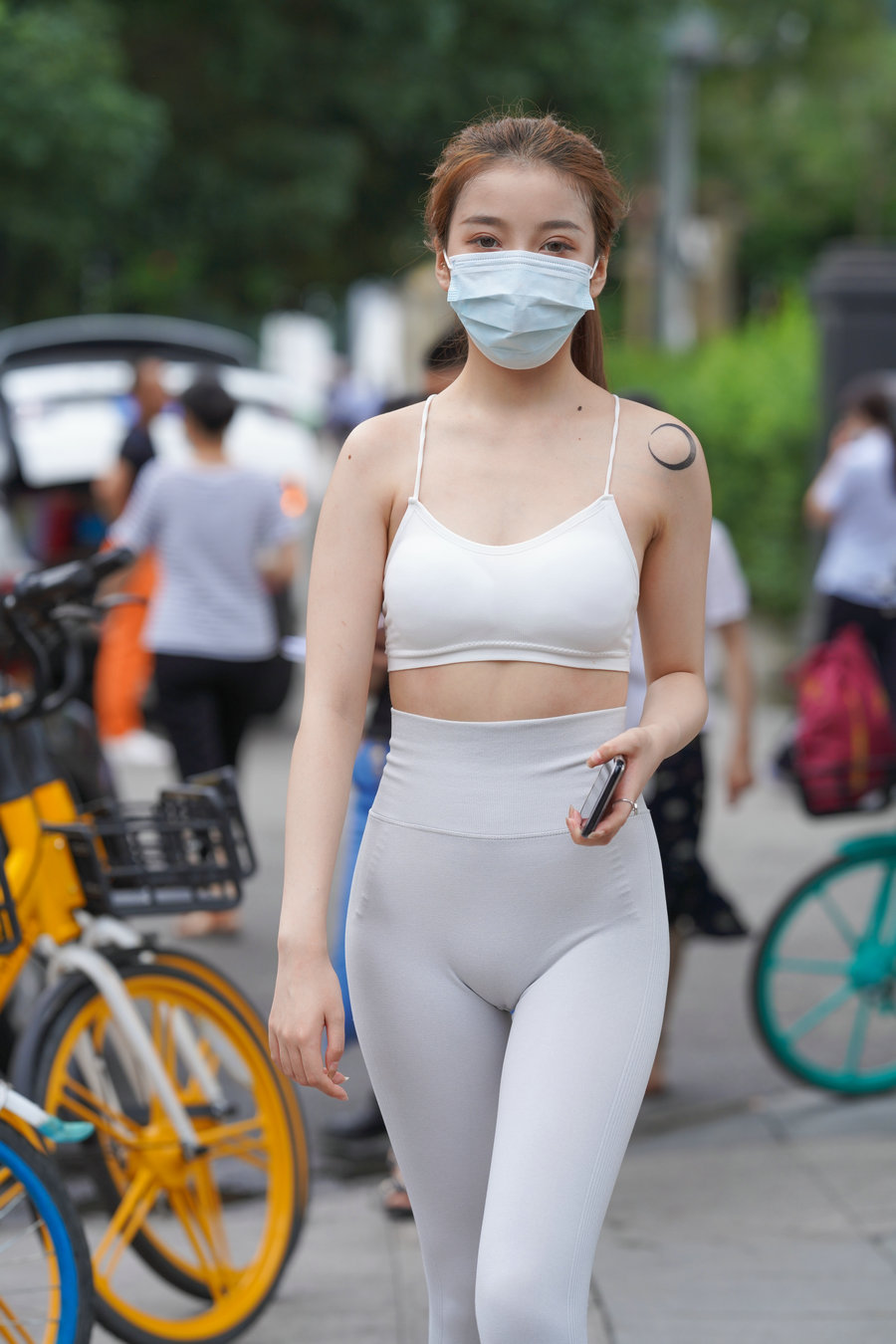 图片[2]套图库-美女套图库-街拍套图灰色瑜伽裤女孩 J1323 723P4V-17.9GB套图库-美女套图库-街拍套图套图库