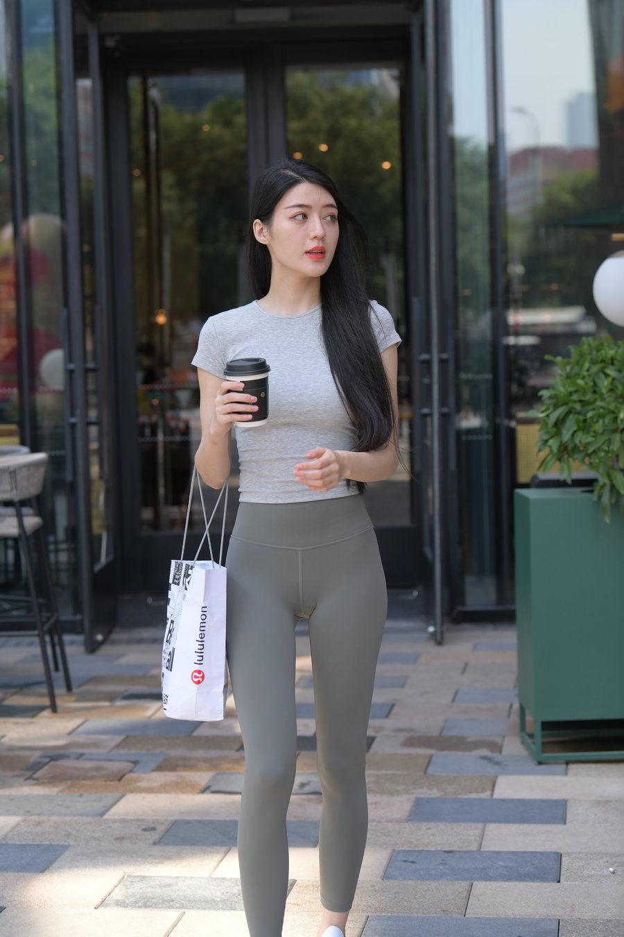 图片[4]套图库-美女套图库-街拍套图在外面逛街的瑜伽裤女孩J2240 449P1V-16.7GB套图库-美女套图库-街拍套图套图库