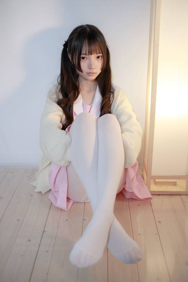 图片[1]套图库-美女套图库-街拍套图好像有什么心事的白丝双马尾女孩【59P】20022套图库-美女套图库-街拍套图套图库