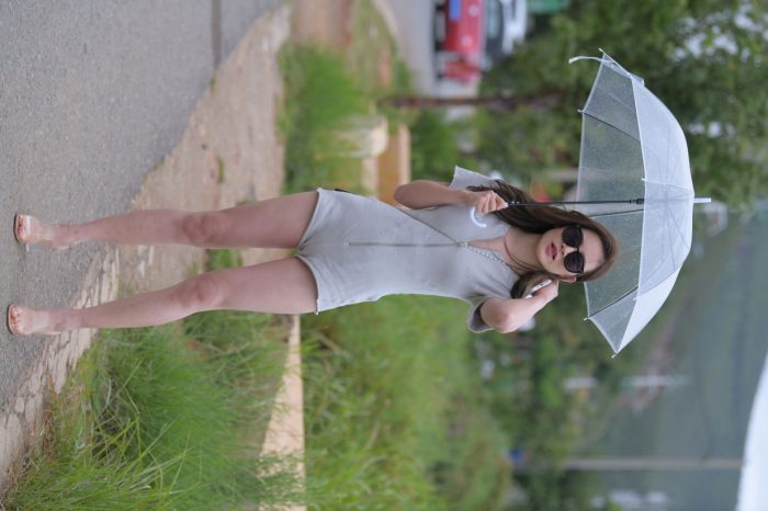 在海边开跑车的连衣短裤女孩【390P】00030套图库-美女套图库-街拍套图套图库