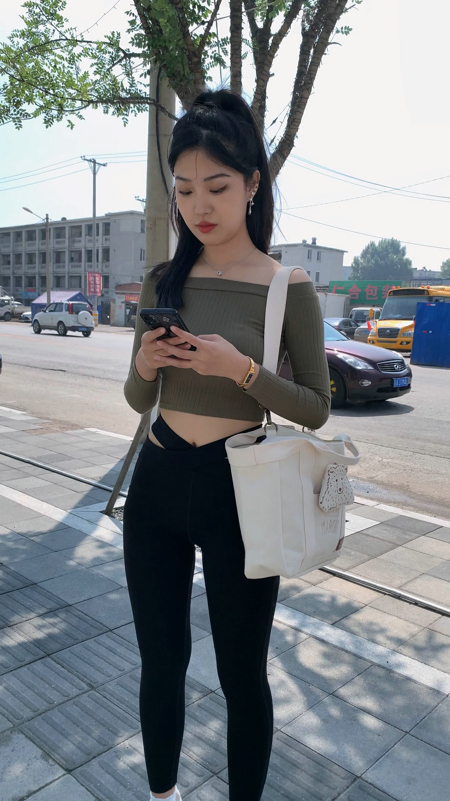图片[1]套图库-美女套图库-街拍套图刚刚健身结束的高马尾瑜伽裤女孩J4111 MP4-8.97GB套图库-美女套图库-街拍套图套图库