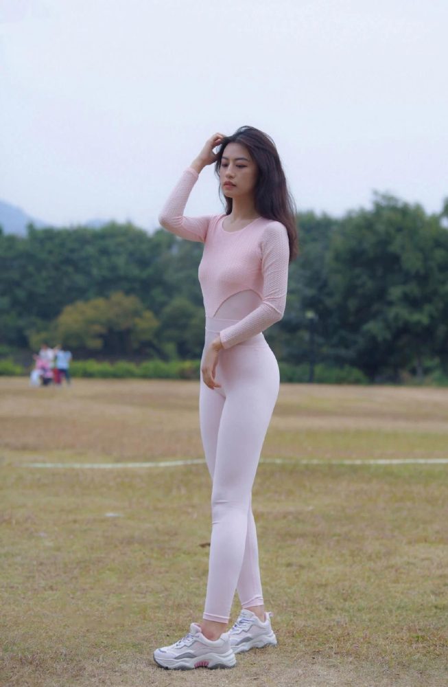 柔情似水的瑜伽裤姑娘 J1429 291P1V-14.6GB套图库-美女套图库-街拍套图套图库