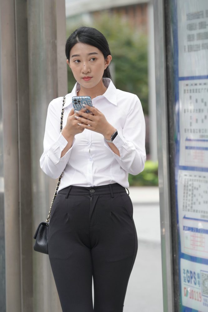 图片[3]套图库-美女套图库-街拍套图等公交的制服女人J2130 976P2V-29.5GB套图库-美女套图库-街拍套图套图库