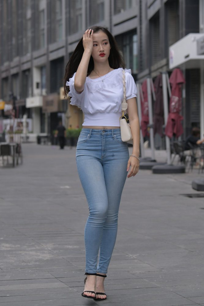 图片[1]套图库-美女套图库-街拍套图紧身牛仔裤女孩J2177 370P2V-19.4GB套图库-美女套图库-街拍套图套图库
