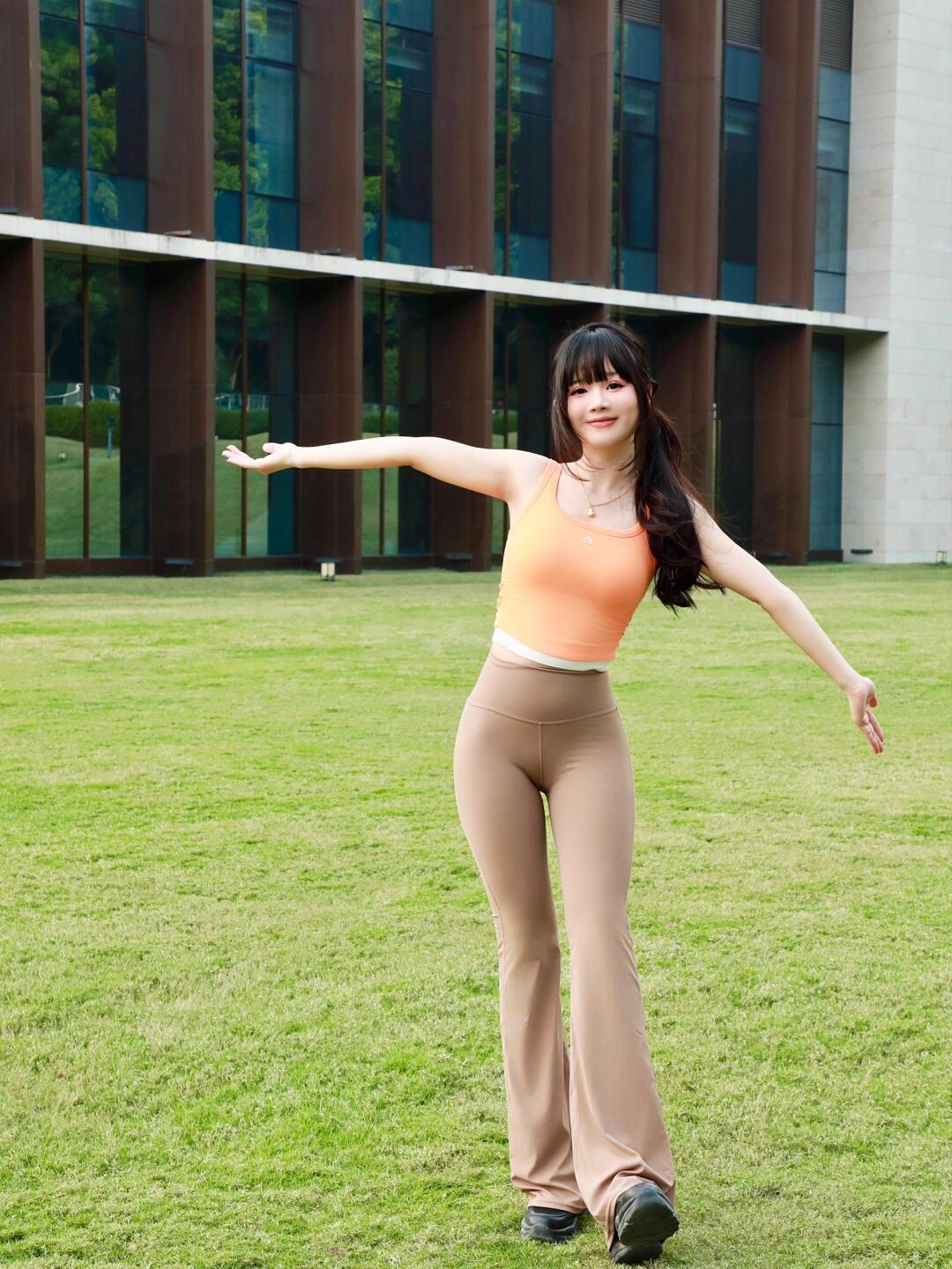 图片[4]套图库-美女套图库-街拍套图喜欢瑜伽的阳光快乐女孩【135P】04042套图库-美女套图库-街拍套图套图库