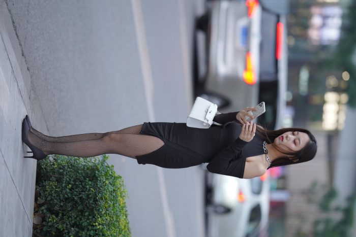 非常妩媚的网格丝袜女孩【186P】00037套图库-美女套图库-街拍套图套图库