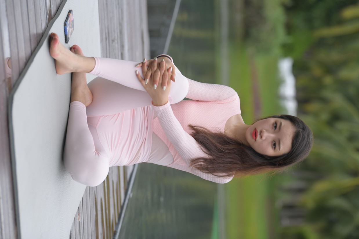 图片[7]套图库-美女套图库-街拍套图很漂亮眼睛也很大的白色瑜伽裤女孩【249P】00063套图库-美女套图库-街拍套图套图库