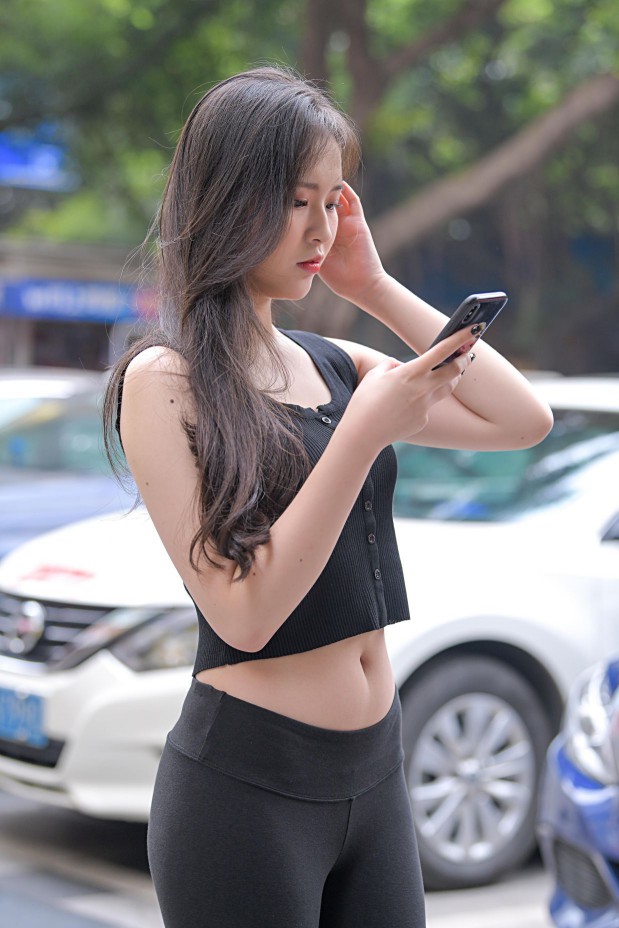 图片[5]套图库-美女套图库-街拍套图喝奶茶的黑色瑜伽裤长发姑娘【376P】00055套图库-美女套图库-街拍套图套图库