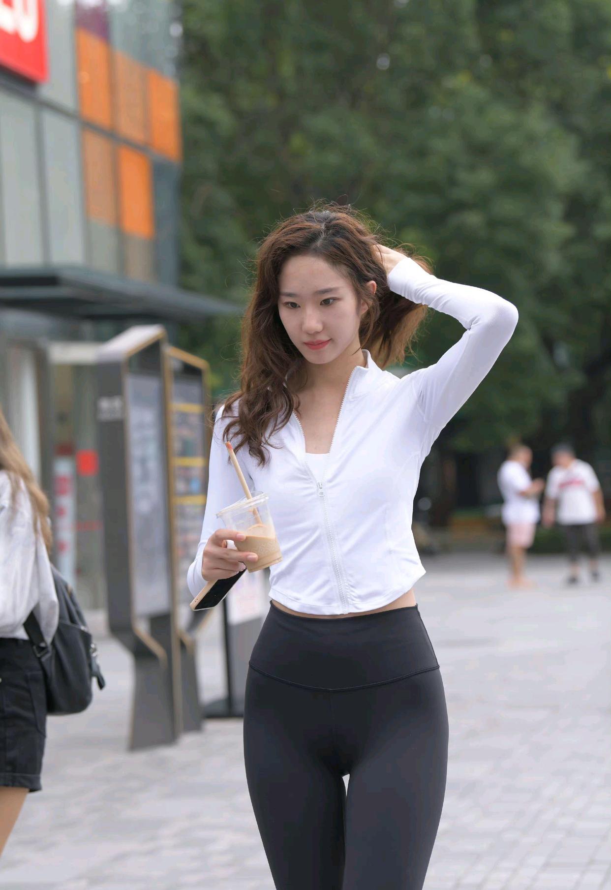 图片[5]套图库-美女套图库-街拍套图像刘亦菲的黑色瑜伽裤女孩J2237 340P1V-14.8GB套图库-美女套图库-街拍套图套图库