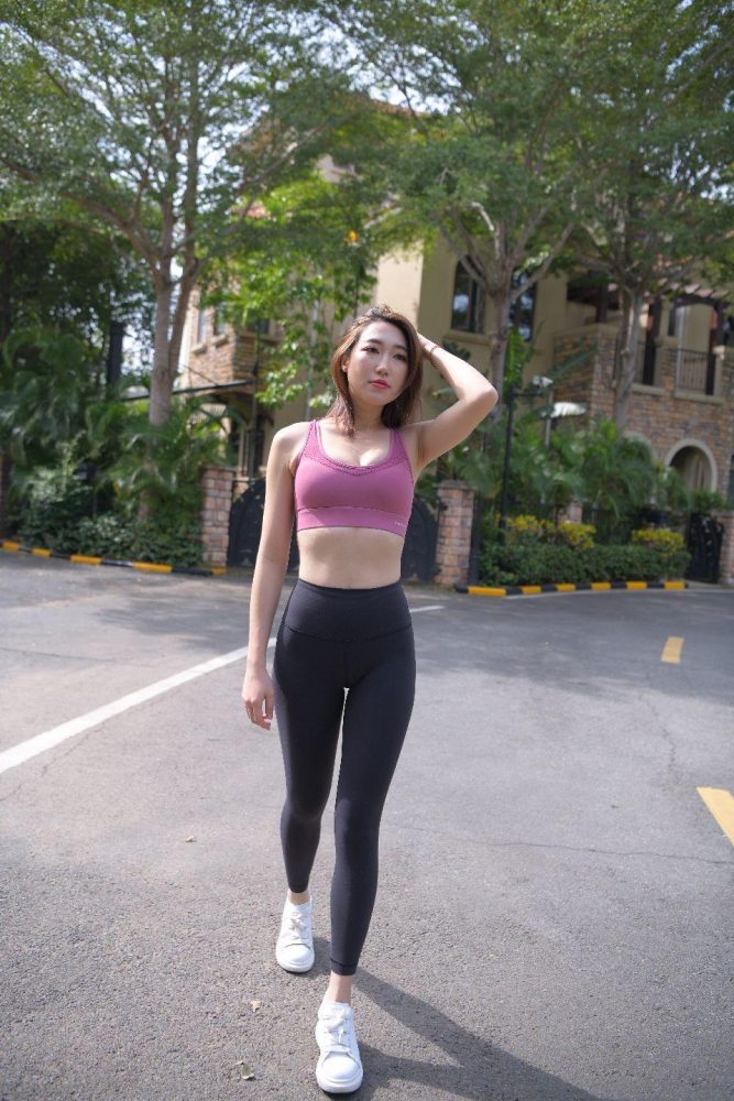风情万种的瑜伽裤女人 J1531 375P5V-17.3GB套图库-美女套图库-街拍套图套图库