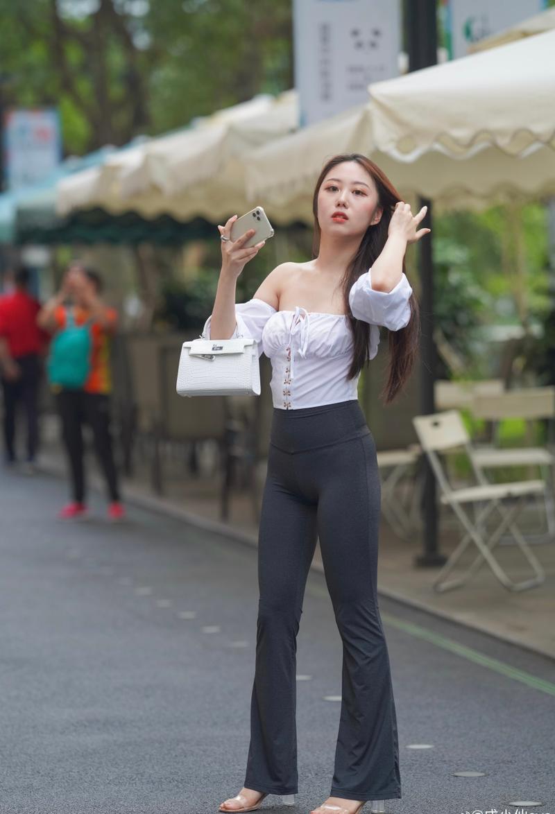 图片[2]套图库-美女套图库-街拍套图身材非常哇塞的瑜伽裤女孩  J1333 521P6V-21.6GB套图库-美女套图库-街拍套图套图库