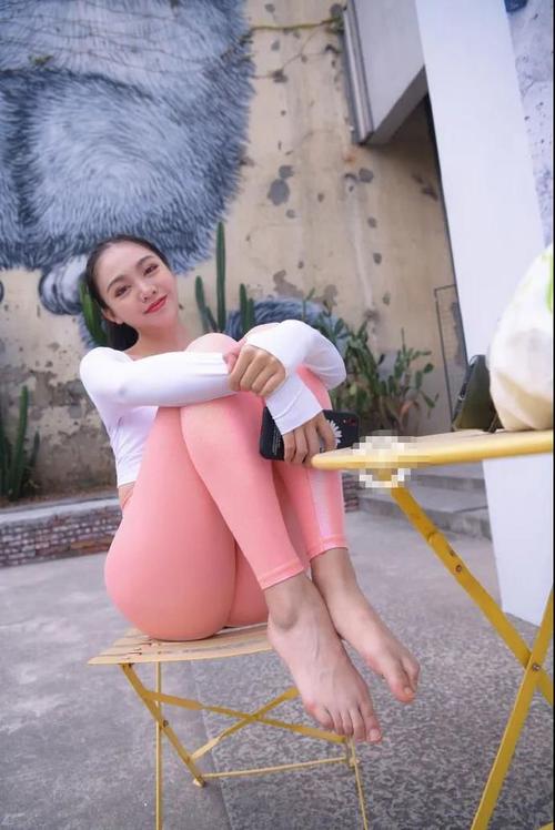 图片[3]套图库-美女套图库-街拍套图粉色紧身裤漂亮女孩 J1433 749P1V-20.0GB套图库-美女套图库-街拍套图套图库