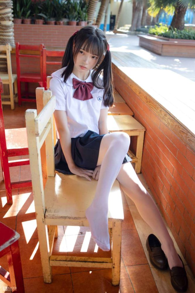 眼神好清澈的双马尾白丝女孩【75P】20019套图库-美女套图库-街拍套图套图库