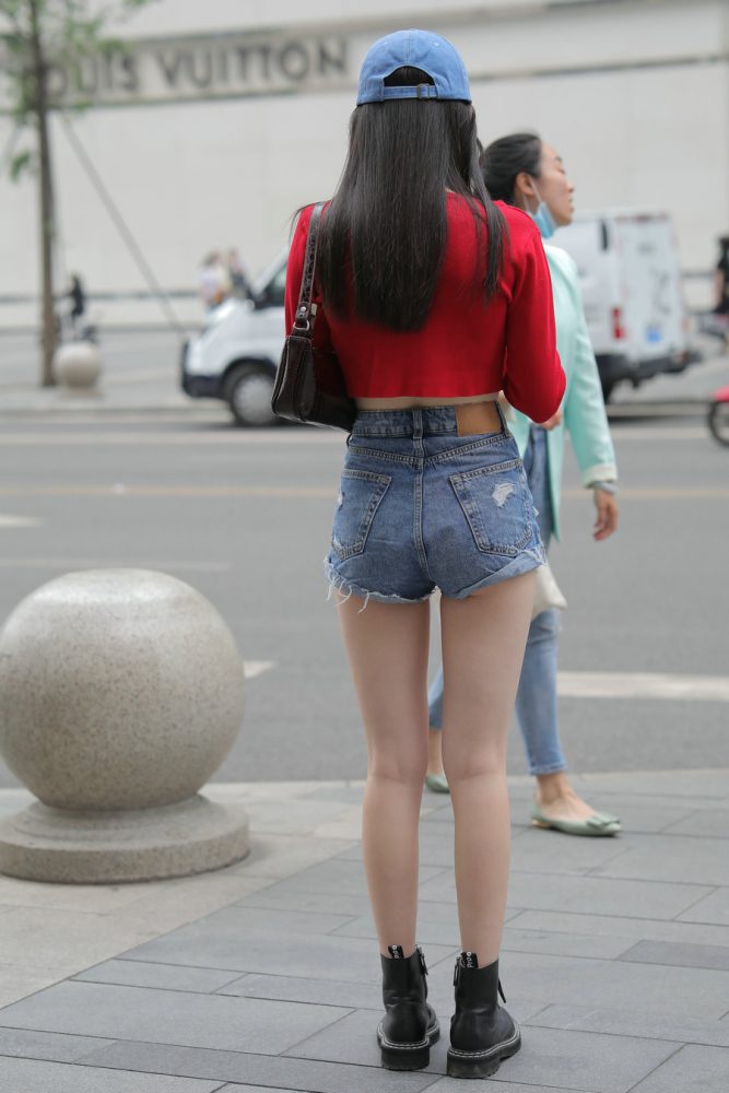 J1577 36P1V-363MB套图库-美女套图库-街拍套图套图库