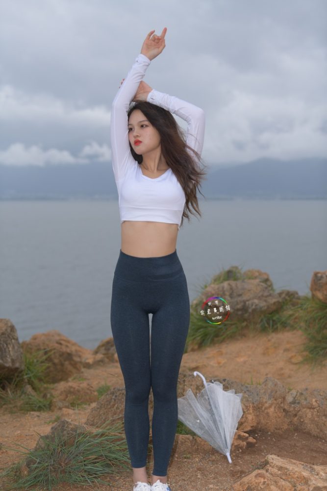 深蓝色瑜伽裤甜美女孩 J1320 514P2V-17.5GB套图库-美女套图库-街拍套图套图库